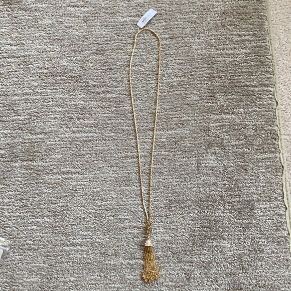 Lilly Pulitzer Long tassel necklace never worn